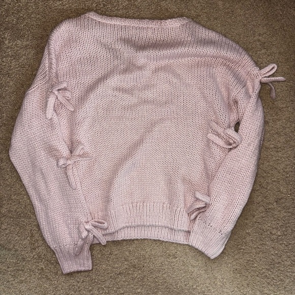 NEW Hollister Off The Shoulder Bow Appliqué Sweater - Picture 8 of 8